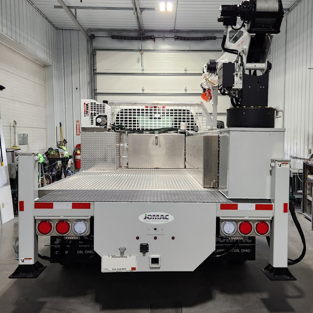 About Us - A Leader in Aluminum Truck Bodies | JOMAC